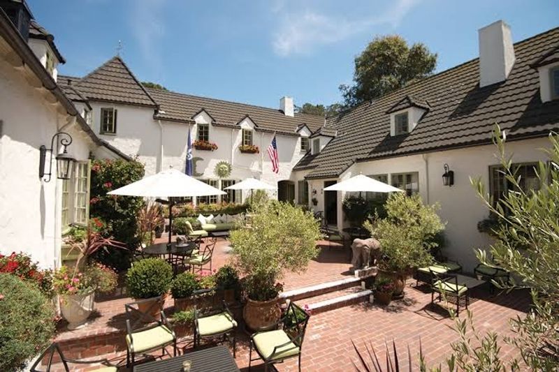 L'Auberge Carmel Courtyard, Carmel-by-the-Sea