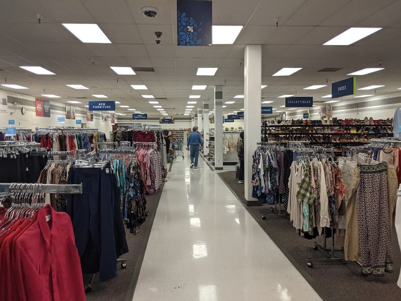 A Thrift Store That Feels Surprisingly Organized