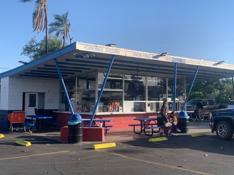 Why George’s Still Feels Like Riverside, Not Just Retro