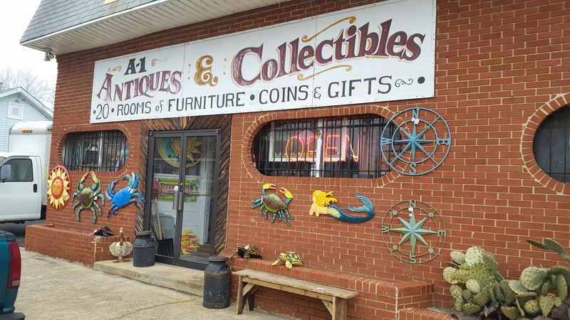 Antique And Vintage Shopping On Bay Avenue