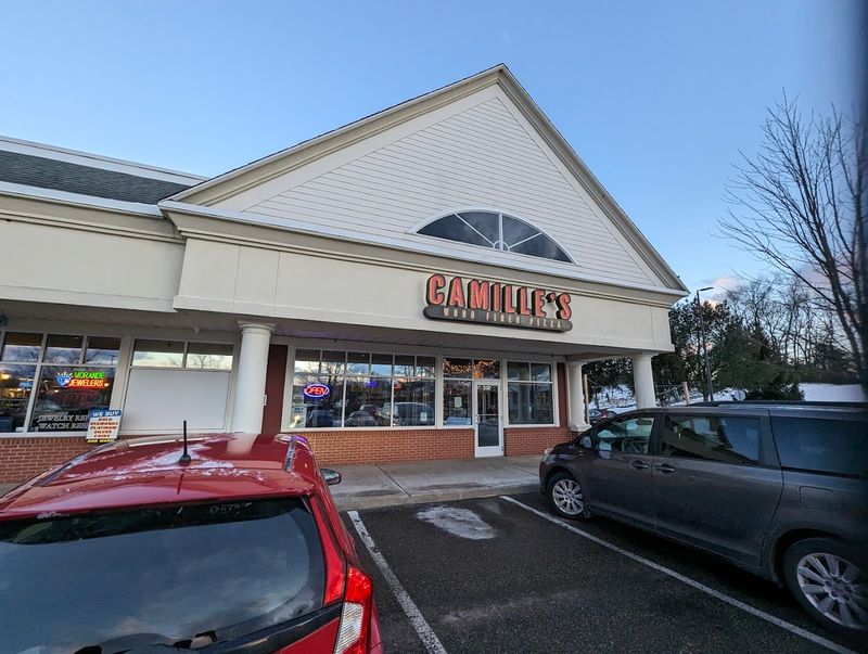 Camille's Wood Fired Pizza, Tolland