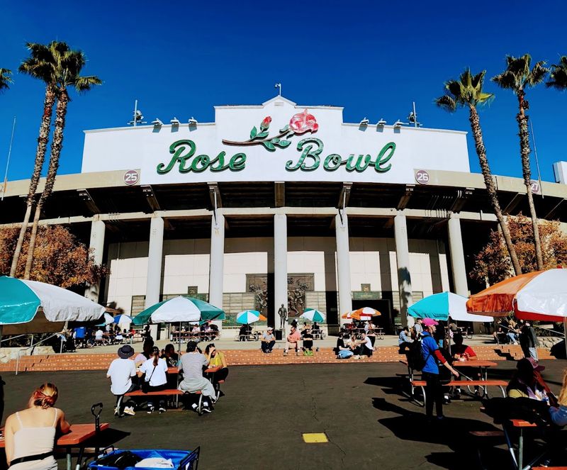 Pasadena, Rose Bowl Flea Market