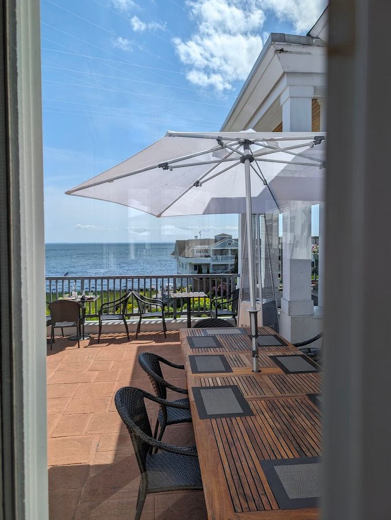 12 Connecticut Coastal Restaurants Where The Views Are As Stunning As The Food - Decor Hint Seaview Bistro, Westbrook