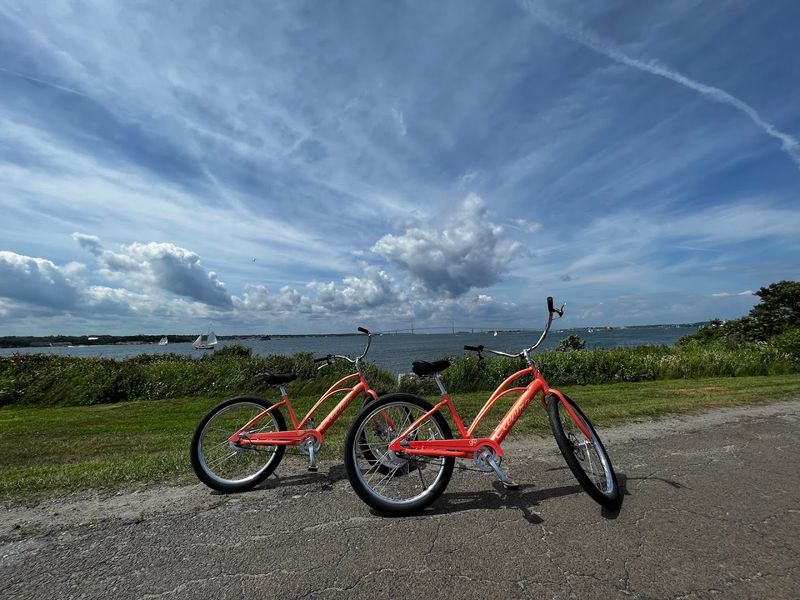 Parents Can't Stop Recommending This Fun And Easy Rhode Island Getaway - Decor Hint Biking The Island's Scenic Paths