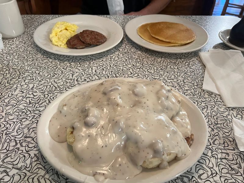 Country Fried Steak That Earns Its Own Fan Club