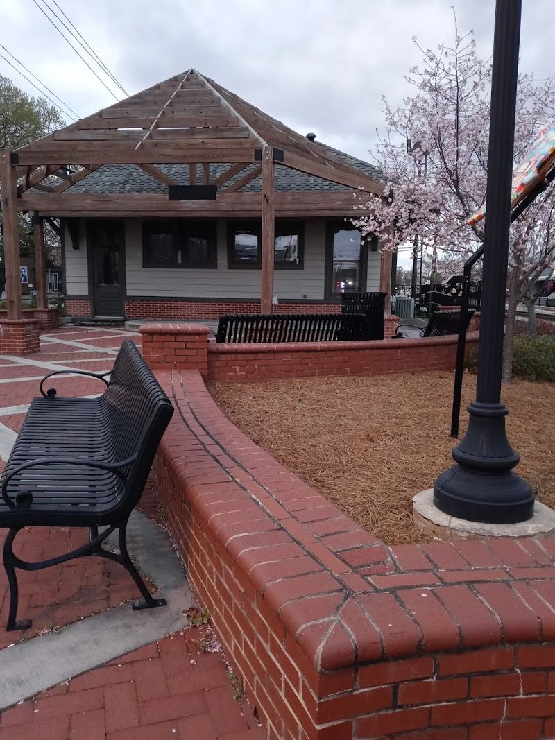 This Unique Georgia Town Blends Southern Charm With Art And A Bit Of Fast-Food History - Decor Hint The Hapeville Depot Museum Where Local History Comes To Life