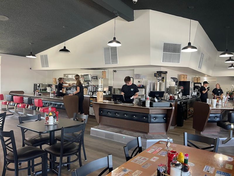 Zingo's Cafe, Bakersfield