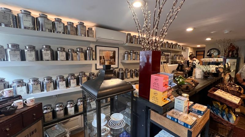This Is What Makes Georgia's 15 Tea Houses Worth The Canceled Appointments - Decor Hint Savannah Tea Room