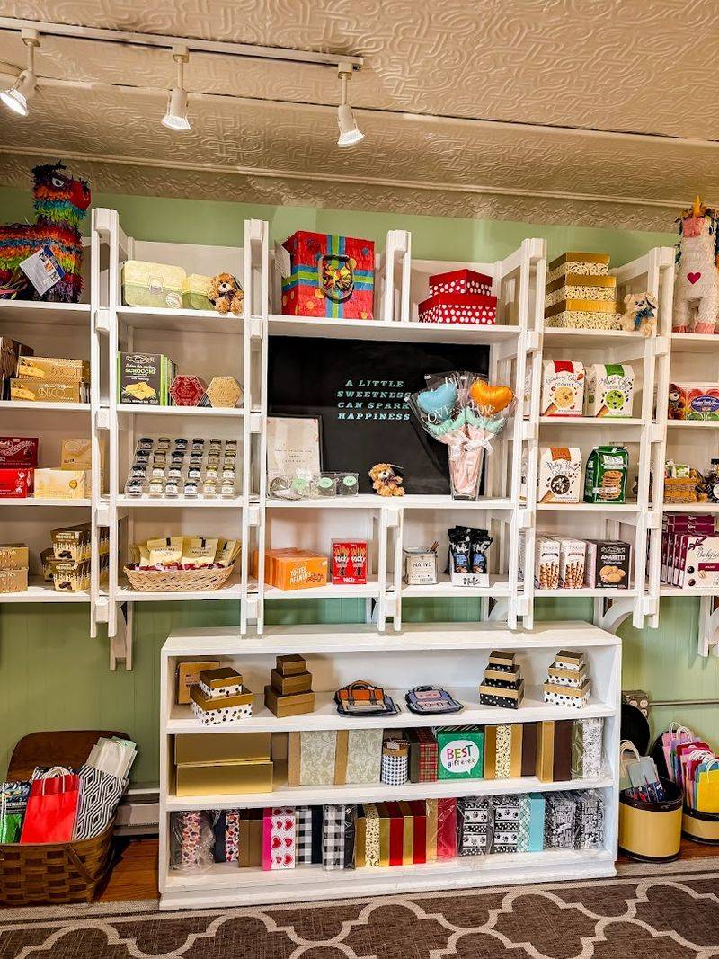 Jamie's Sweet Shop, New Milford