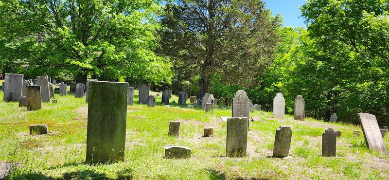 Lamson Corner Cemetery, Burlington