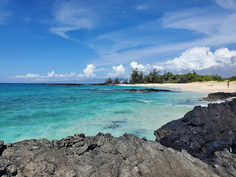 Makalawena Beach