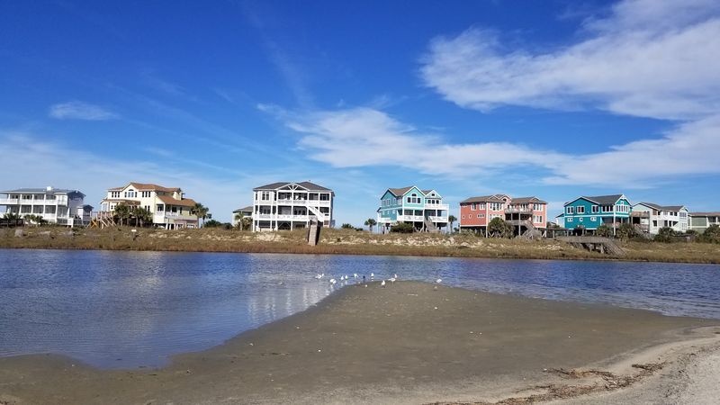 8 North Carolina Islands That Feel Like A Weekend Escape Without The Drama - Decor Hint Holden Beach