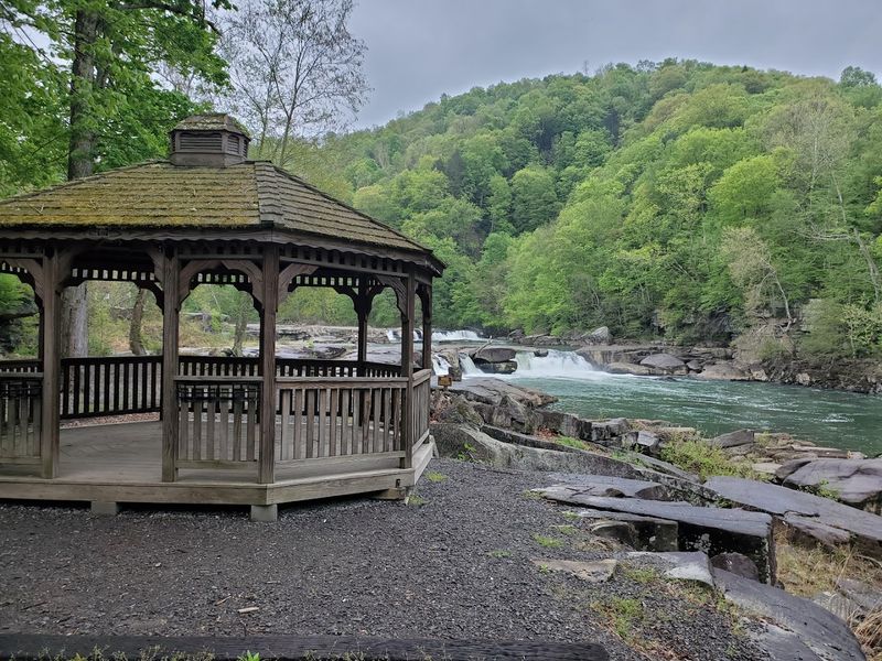 This Peaceful West Virginia State Park Feels Like Another World Entirely - Decor Hint Picnic Areas That Feel Like Your Own Private Clearing