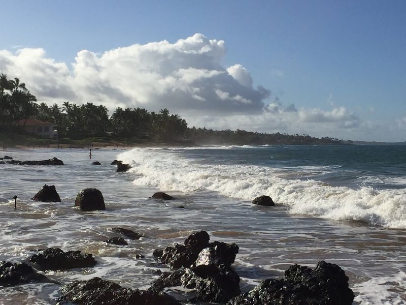 10 Warm And Scenic Hawaii Destinations Perfect For Retirement Living - Decor Hint Kihei