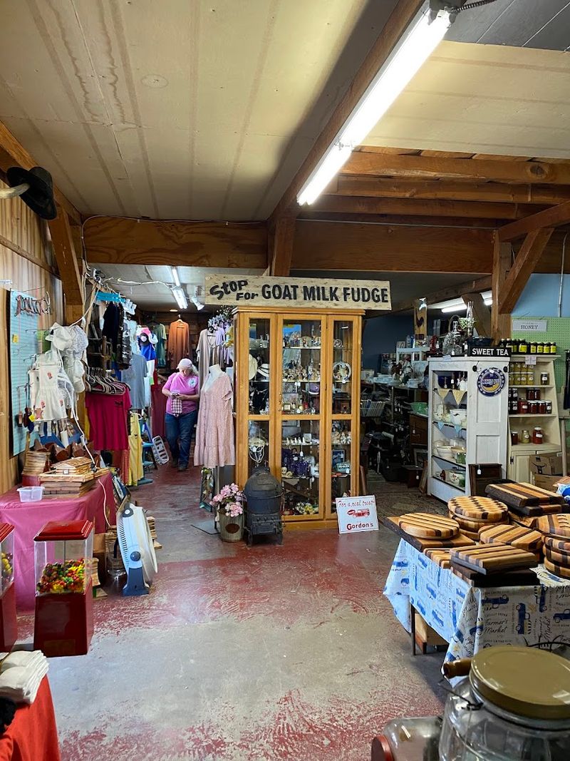 Crafts, Quilts, And Woodwork