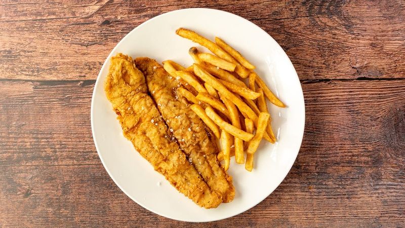 The Chicken Fried Steak At This Homey Diner In Kentucky Is Out-Of-This-World Delicious - Decor Hint The Perfect Pit Stop On A Kentucky Road Trip