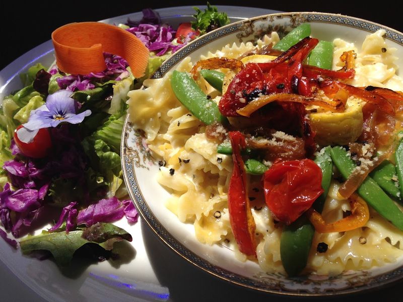 Vegetarian Meals That Surprise Even The Most Skeptical Eaters