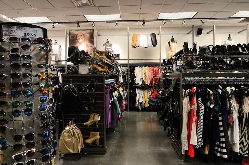 The Shopping Atmosphere And Vibe