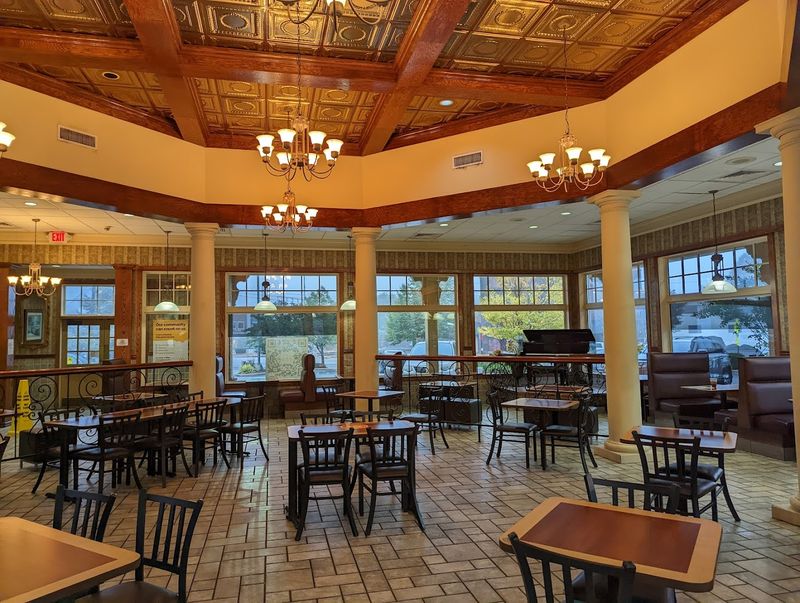 Table Service That Feels Almost Too Nice For Fast Food