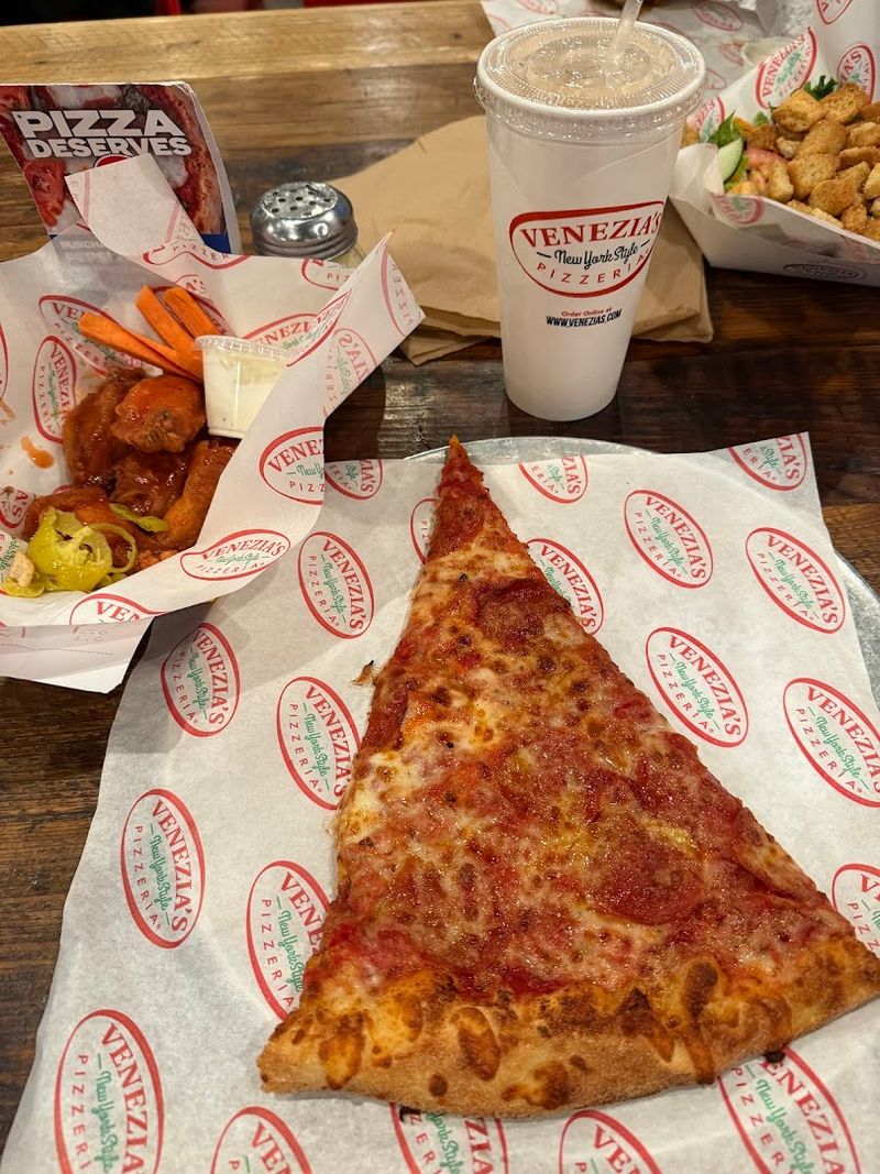 Venezia's Pizzeria 