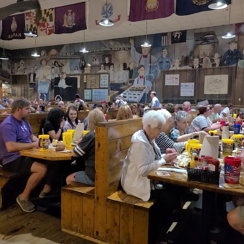 Missouri Has 10 Restaurants Where The Wait Has Become Part Of The Experience Because The Food Makes It Worth It - Decor Hint Lambert's Cafe