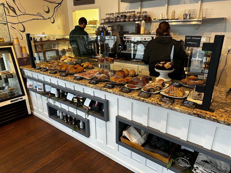 Wiltshire Pantry Bakery And Cafe Highlands