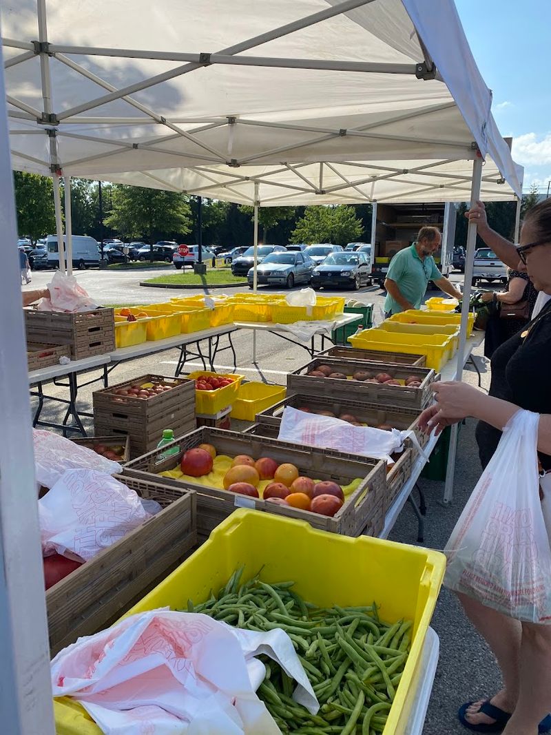 Bluegrass Farmers Market