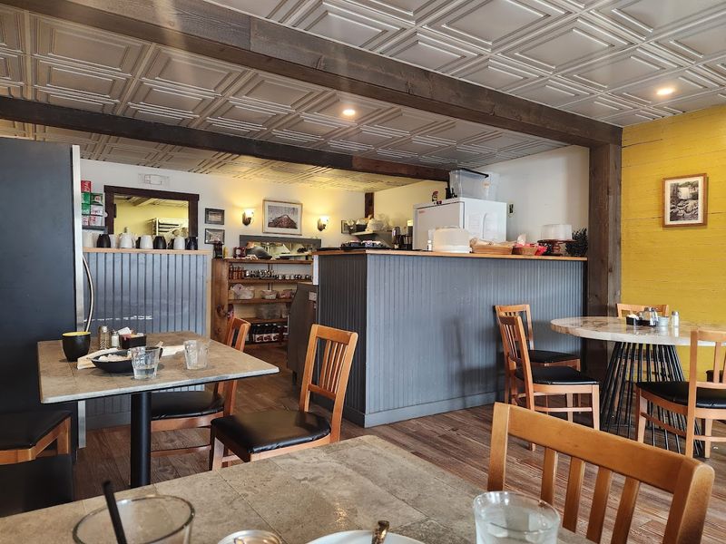 12 West Virginia Cafes Known For Warm Meals And Relaxed Atmospheres - Decor Hint Milo's Cafe And Restaurant