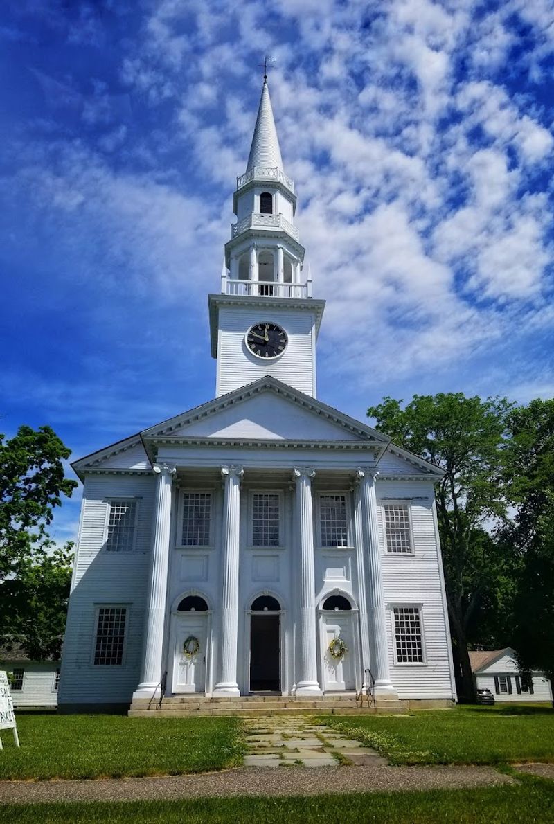 Litchfield Historic Town Green, Litchfield