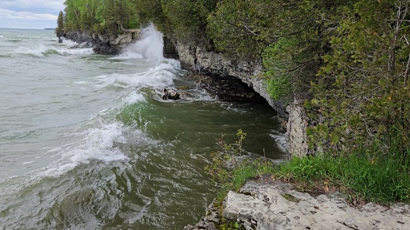 Cave Point County Park