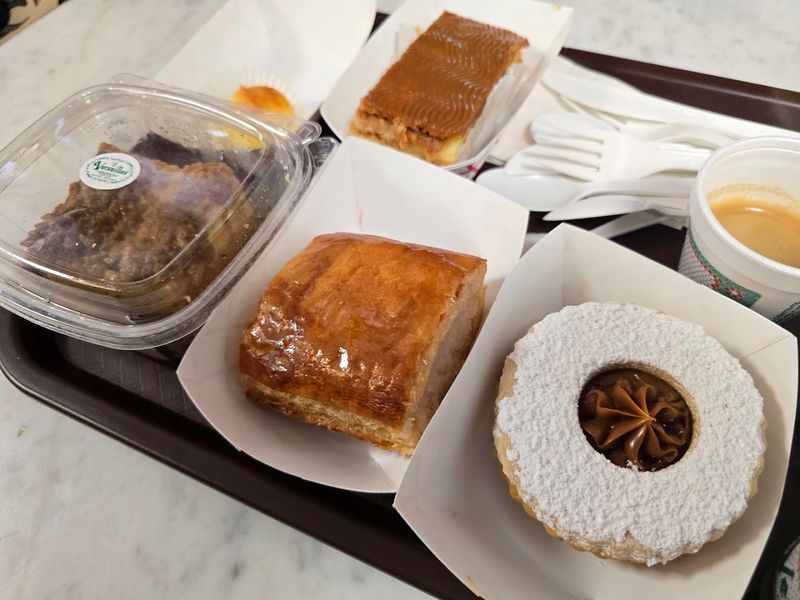 Versailles Famous Cuban Bakery