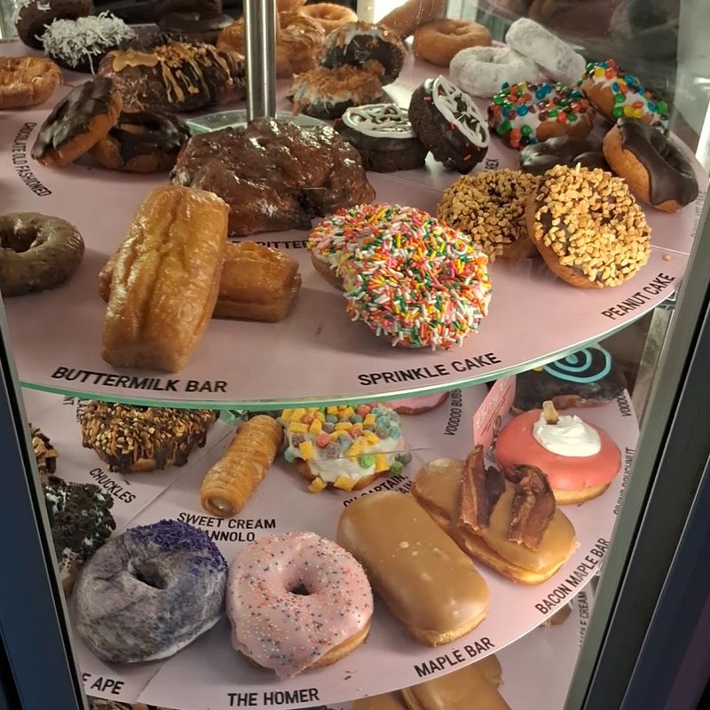 Oregon Has A Donut Shop Where The Line Wraps Around The Block Long Before Most People Have Had Their First Coffee - Decor Hint A Portland Cultural Landmark