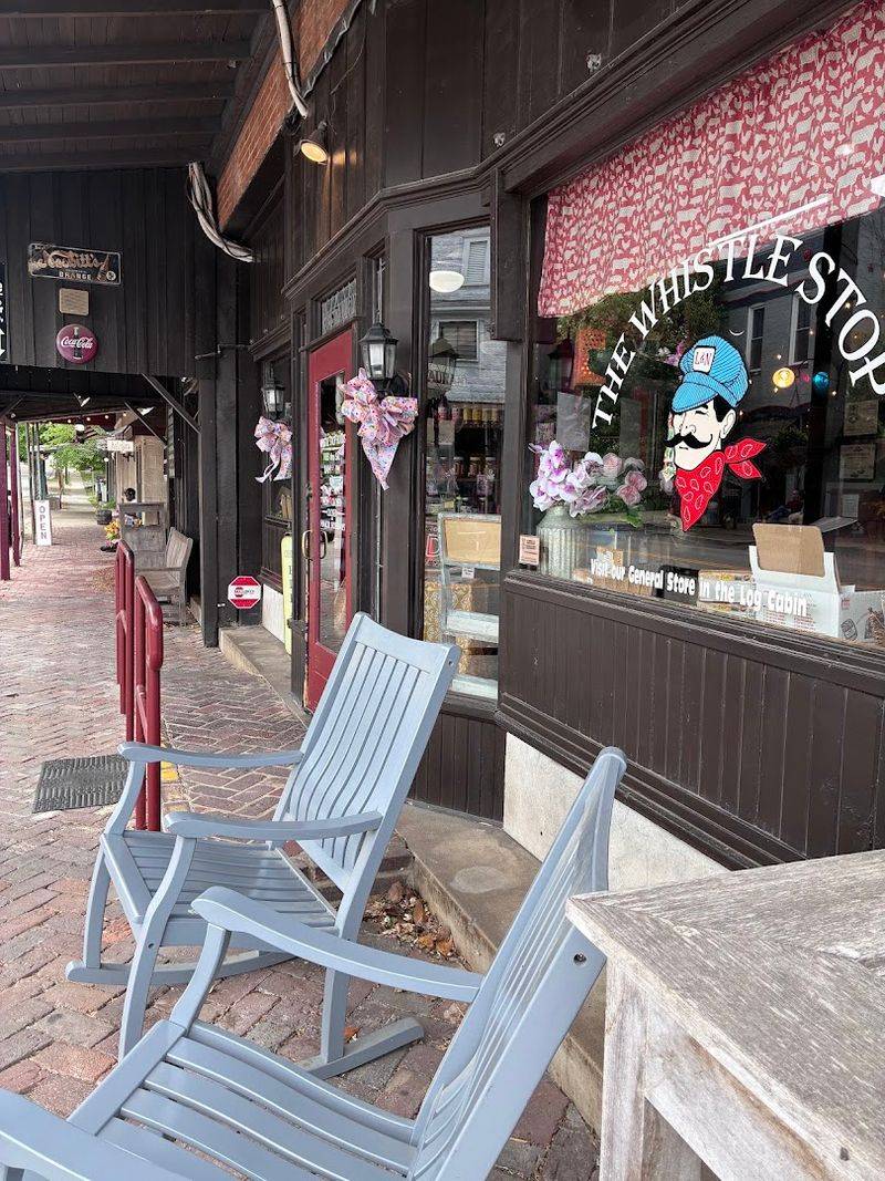 The Best Restaurant In Kentucky Located In A Small Town - Decor Hint A Charming Historic Building With Real Character