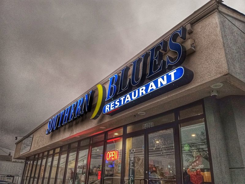 This Tiny Maryland Restaurant Serves Soul Food People Cannot Stop Craving - Decor Hint Catering Service And Community Presence