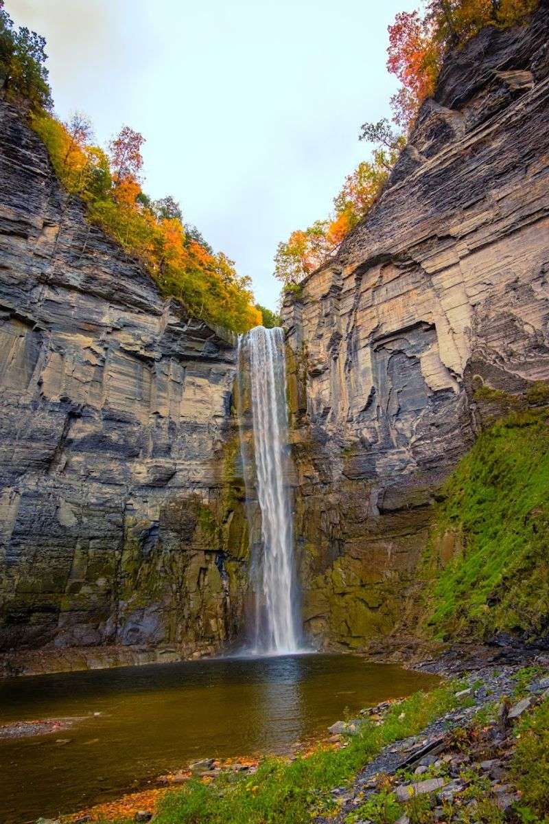 12 Beautiful Places In New York State For Summer Travel Inspiration - Decor Hint Taughannock Falls State Park