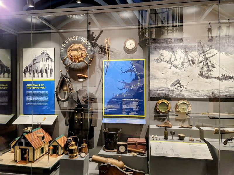 This North Carolina Museum Sits Near Thousands Of Shipwrecks, And Every Exhibit Feels Like A Coastal Mystery - Decor Hint Coastal Exhibits That Feel Like Clues From The Deep