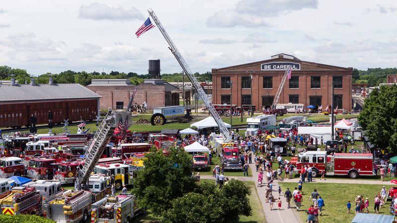 This 60-Acre North Carolina Train Museum Lets Visitors Ride Vintage Rails Through A Historic Repair Yard - Decor Hint Seasonal Events And Special Rides