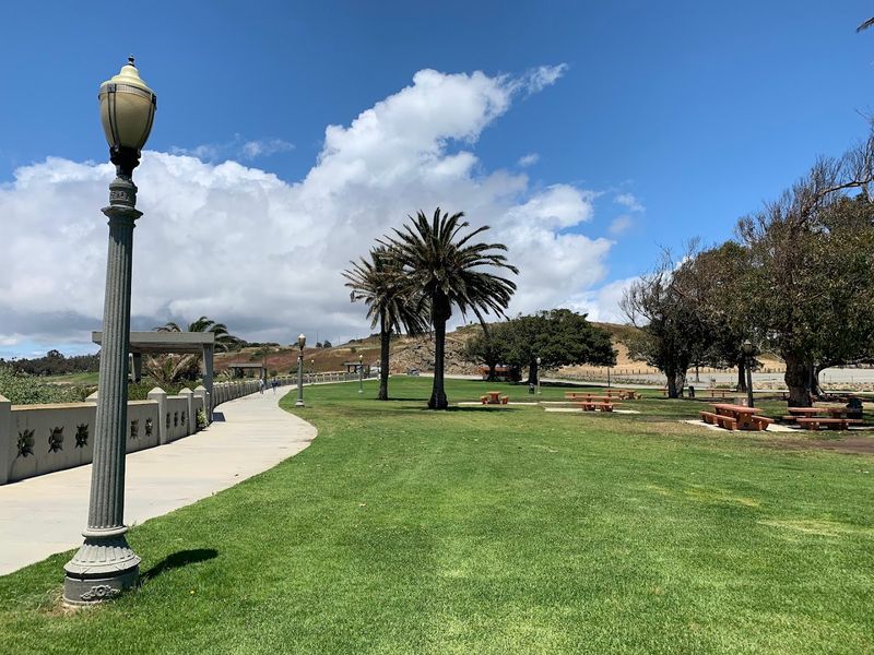Point Fermin Park And The Blufftop Escape Above The Ocean