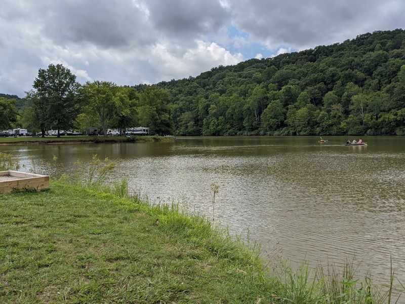10 Beautiful West Virginia State Parks Perfect For A Relaxing Weekend Escape - Decor Hint Beech Fork State Park