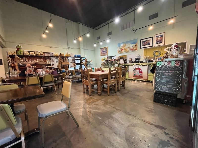 13 Hole-In-The-Wall Italian Spots In Georgia That Taste Like Nonna Made It - Decor Hint FraLi Gourmet