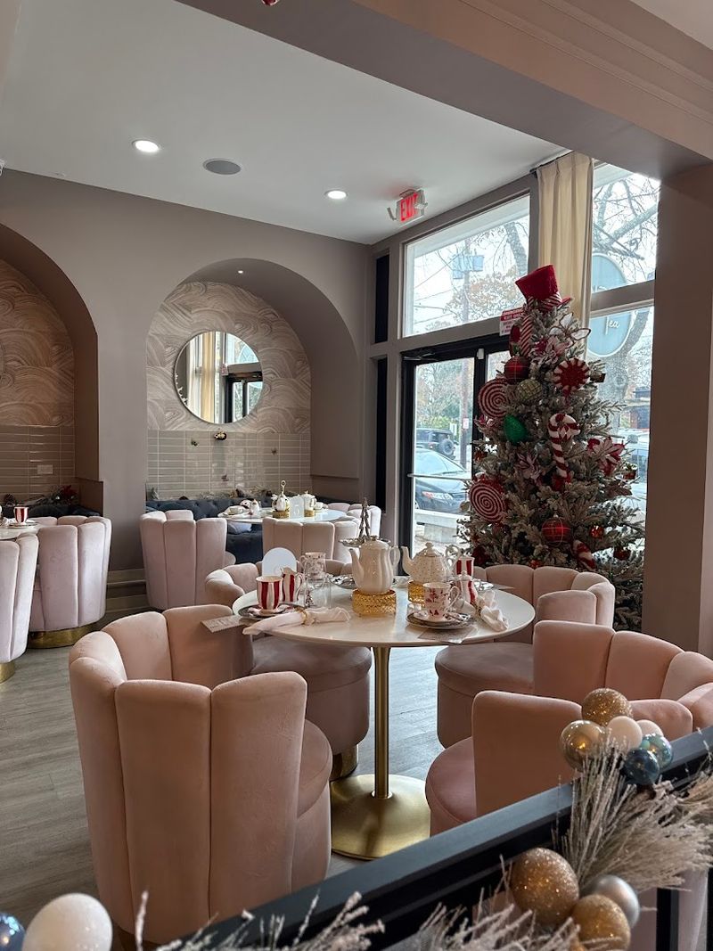 This Is What Makes Georgia's 15 Tea Houses Worth The Canceled Appointments - Decor Hint The Dirty Tea