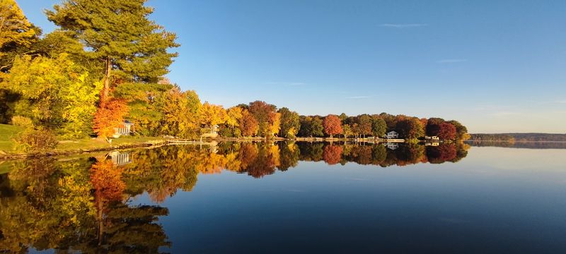Gardner Lake, Salem