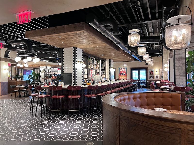 Casadoro Ristorante & Bar, Newington