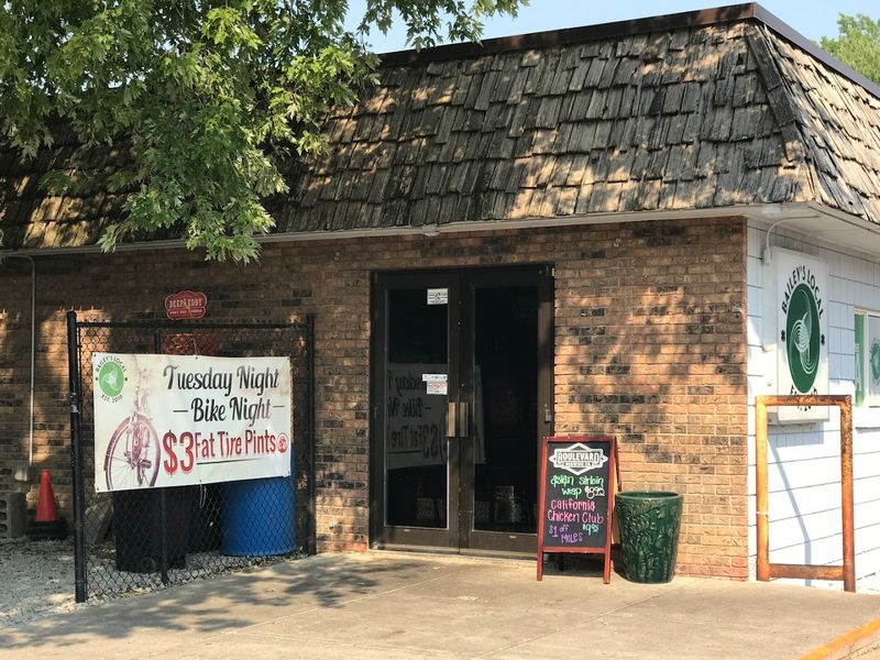 Bailey's Local, Nebraska City, NE
