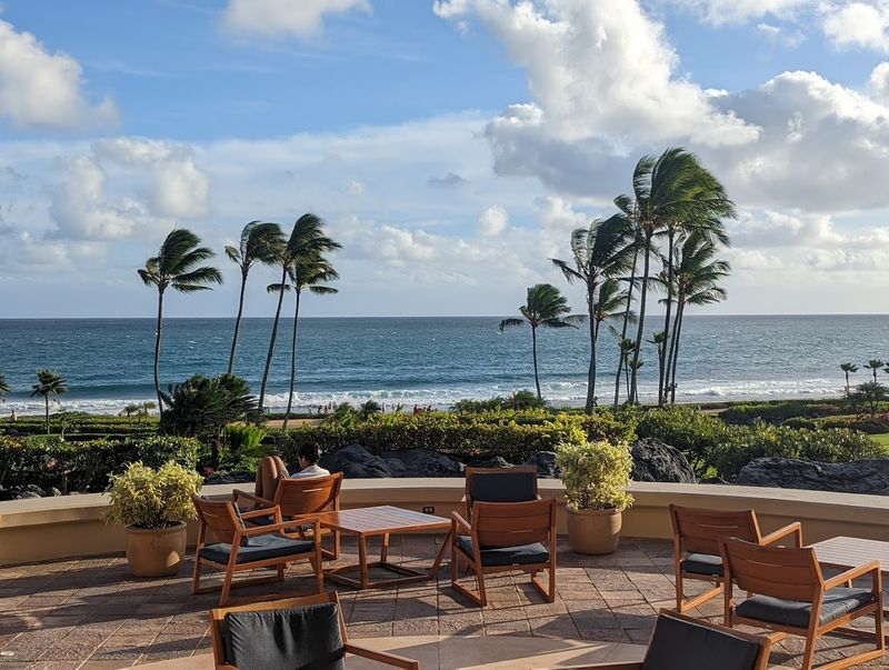 11 Elegant Hawaii Restaurants Worth Planning A Special Dinner Around - Decor Hint Tidepools At Grand Hyatt Kauai