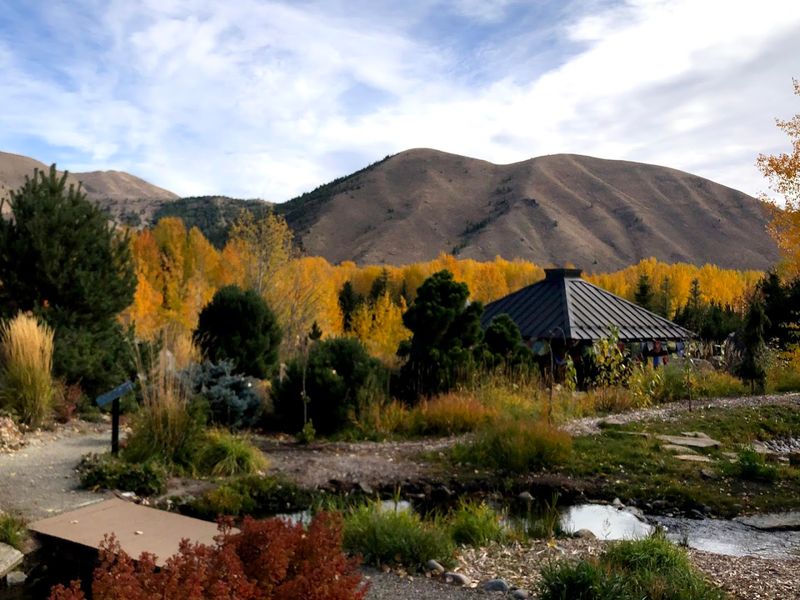Sawtooth Botanical Garden