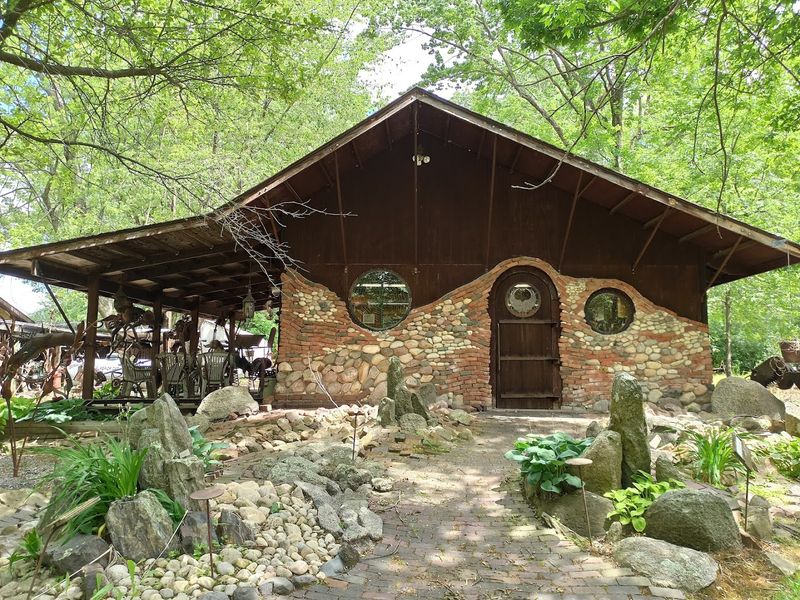 The On-Site Shop And Glass Art