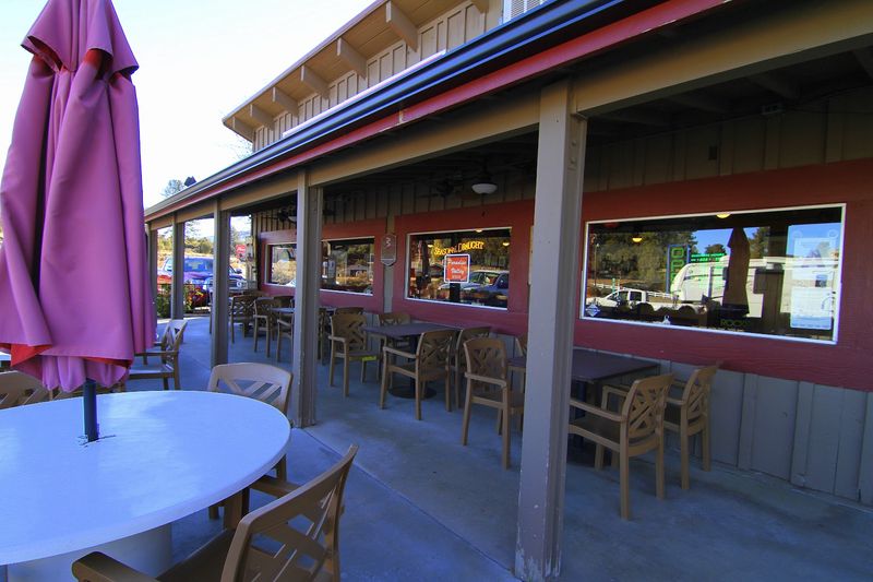 Paradise Valley Cafe, Mountain Center
