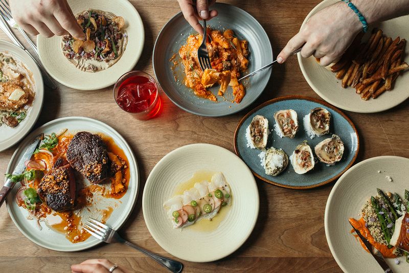 Oyster Club, Mystic