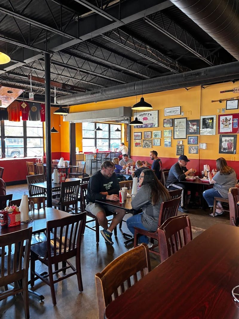 Missouri Has 10 Restaurants Where The Wait Has Become Part Of The Experience Because The Food Makes It Worth It - Decor Hint Pappy's Smokehouse
